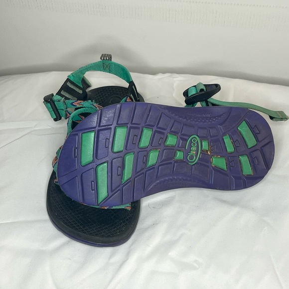 Kids size 1 Chaco sandals. - Picture 4 of 4